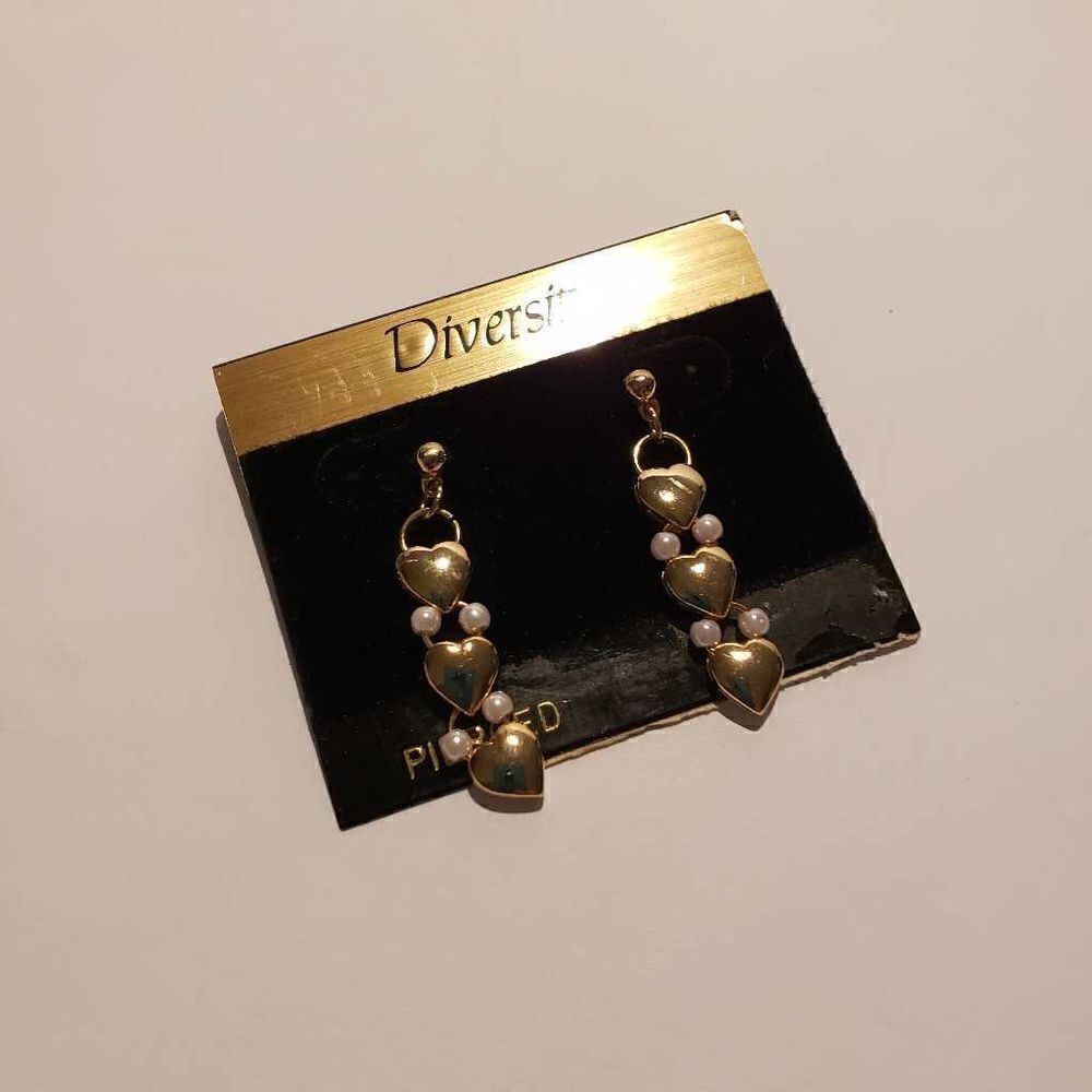 Diversity Women's Costume Pierced Earrings